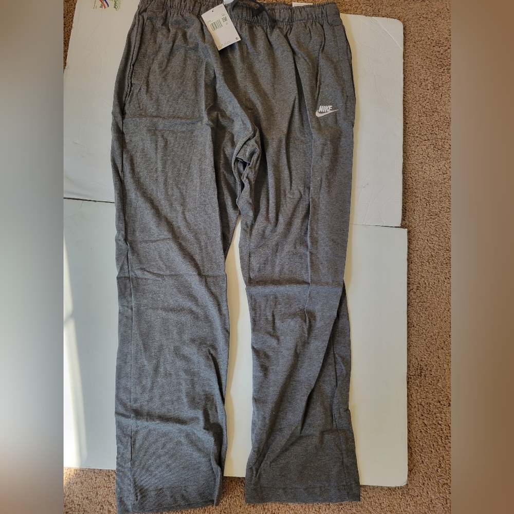 Nike joggers size XXL charcoal heather white